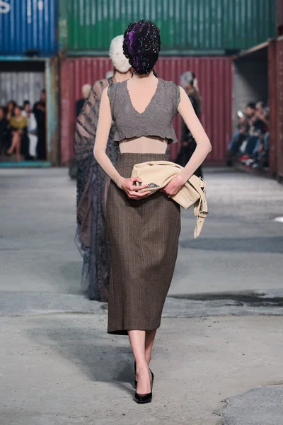 Look 39